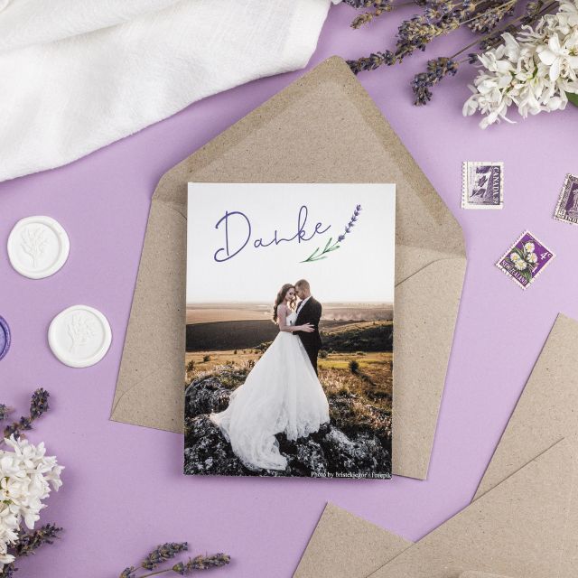 Dankeskarte Hochzeit Lavendel Licht auf Papier